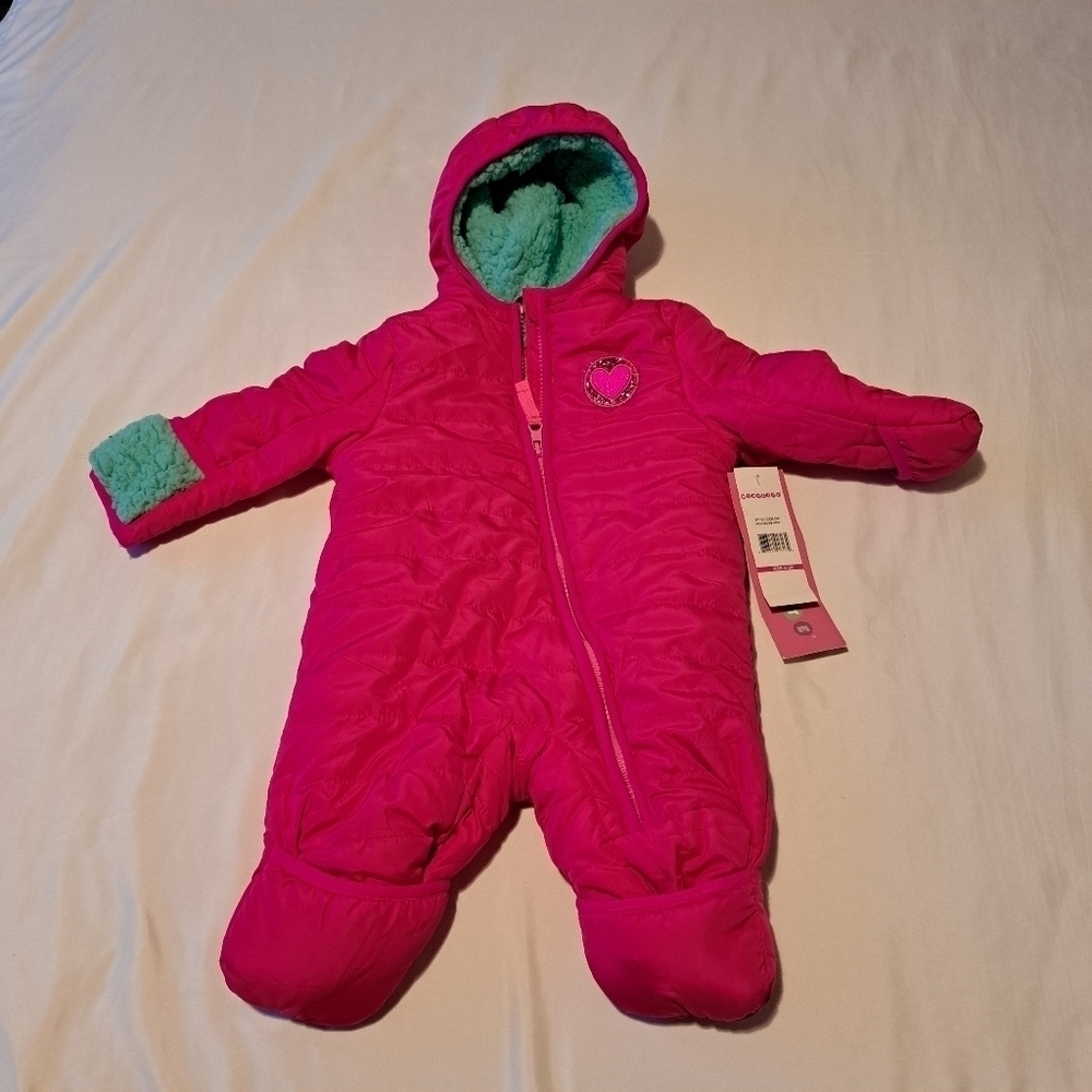 Wippette baby girls 3-6 month 1 piece snowsuit Pram Suit NWT